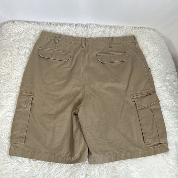 Tommy Hilfiger Beige/Tan Cargo Utility Shorts - Picture 6 of 11